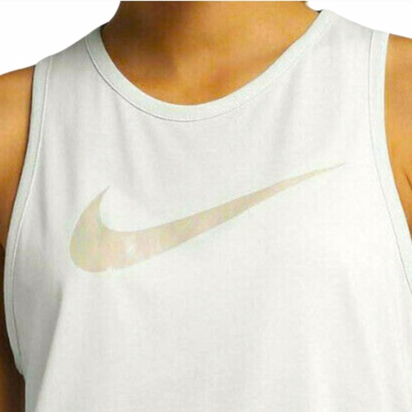 Nike Tank - Picture 3 of 13